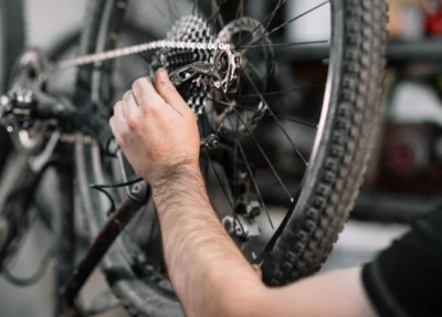 VÉLO - Mise au point et réparation de votre vélo - Groupe A